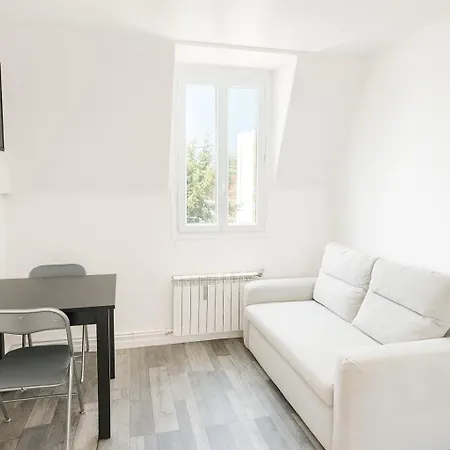 Refait A Neuf 16 Dernier Etage - 2p *