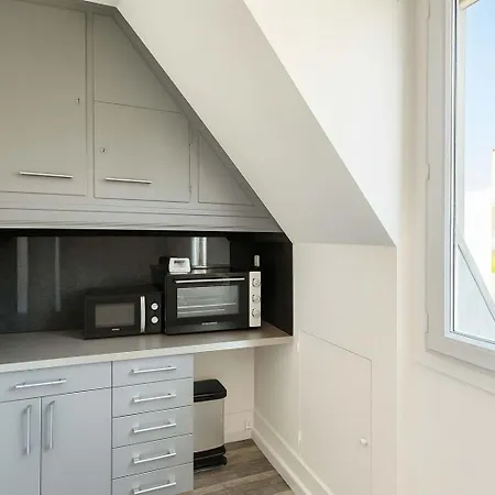 Refait A Neuf 16 Dernier Etage - 2p * Paris